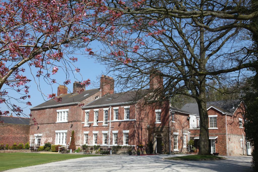 Singleton Lodge Country House Hotel Poulton-le-Fylde Exterior foto